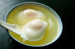 糖水荷包蛋 糖水荷包蛋