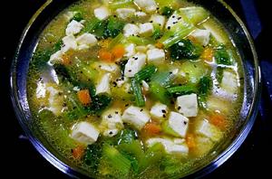 小白菜胡蘿蔔湯 小白菜胡蘿蔔湯