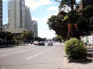 天山河畔花園一期