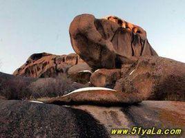 新疆博爾塔拉怪石勾 新疆博爾塔拉怪石勾