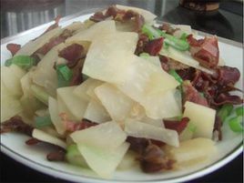 鴨胗燜大頭菜 鴨胗燜大頭菜