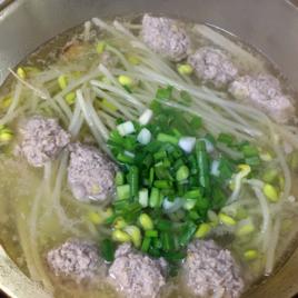豆芽丸子湯 豆芽丸子湯