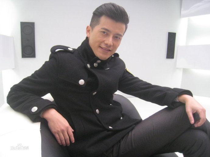 《巨神戰擊隊》