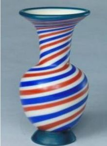 花料螺旋紋玻璃瓶 花料螺旋紋玻璃瓶