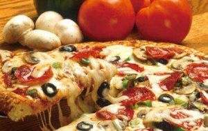 薩拉米披薩 薩拉米披薩