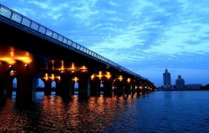 暮傍的仲景大橋