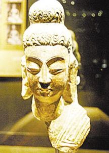 高樹龕釋尊佛頭 高樹龕釋尊佛頭