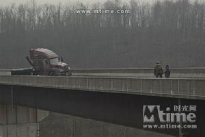 《末日危途》劇照