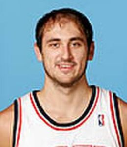 雷納德·克爾斯蒂奇 雷納德·克爾斯蒂奇