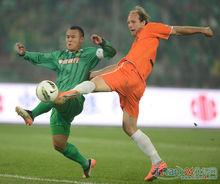 茲拉坦&middot;穆斯利莫維奇