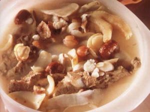 雞腸芡實湯 雞腸芡實湯