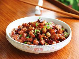 宮爆豬肉丁 宮爆豬肉丁