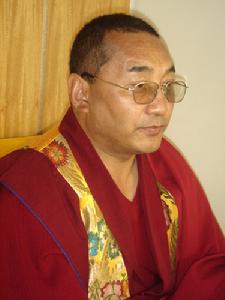 根松成林曲傑嘉才仁波且