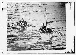 卡帕西亞號船員拍攝的倖存者的救生艇