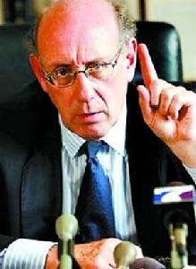 （圖）“薪酬沙皇”名為肯尼斯&middot;范伯格，現年63歲，是華盛頓一名知名律師。