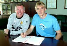 達倫·弗萊徹簽約曼聯