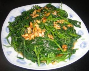 蒜蓉鹽水番薯葉 蒜蓉鹽水番薯葉