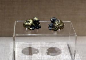 錯金銀鑲嵌銅豹