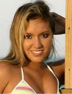 克里斯塔·阿爾維斯 克里斯塔·阿爾維斯