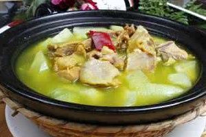 萵筍煲螺肉 萵筍煲螺肉