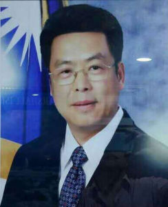 曾賢希·斯迪文 曾賢希·斯迪文