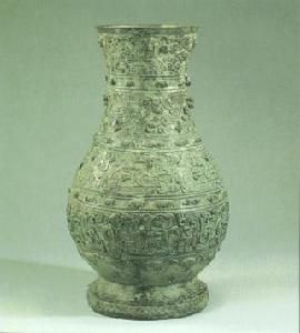 綯索龍紋壺 綯索龍紋壺