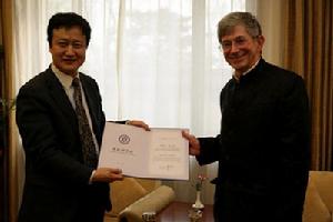 羅伯特·迪金森 羅伯特·迪金森