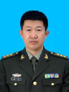 肖勇[中共湯原縣委常委、武裝部政委]