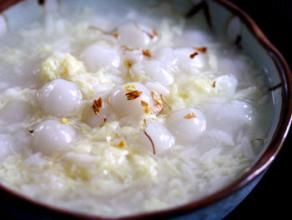 酒釀雞蛋圓子羹 酒釀雞蛋圓子羹