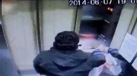 電梯衝頂 電梯衝頂