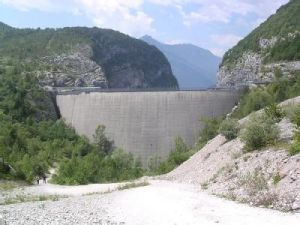 維昂特大壩 維昂特大壩