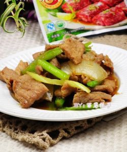 大喜大西芹洋蔥肉片 大喜大西芹洋蔥肉片