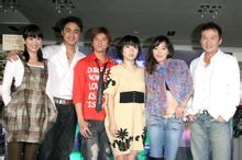 唐家豪出席陶子入主三立試片會