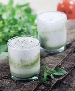 冰抹茶牛奶 冰抹茶牛奶