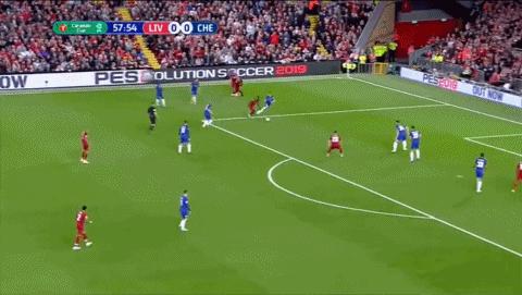 紅藍大戰凌空倒鉤破門