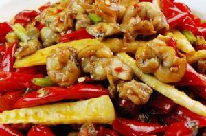 辣椒炒田雞