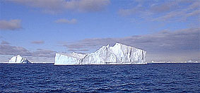 永不沉睡的冰山