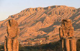 埃斯那神廟 埃斯那神廟