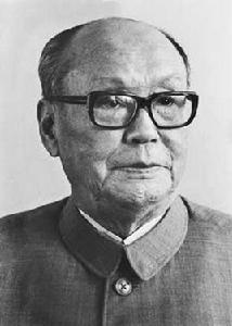 雲澤[烏蘭夫曾用名]