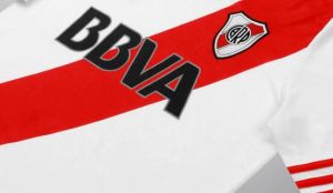 河床足球俱樂部球服