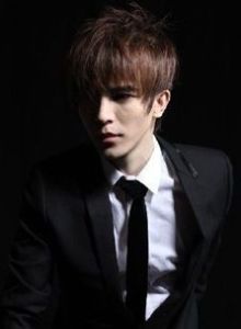 福布斯 2005年03月 內頁