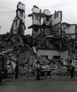 唐山地震 唐山地震