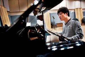 窗外[李琛演唱歌曲]