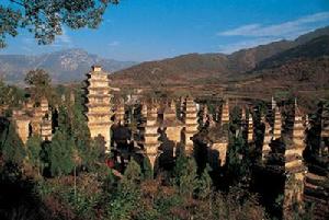 嵩山[五嶽之一]