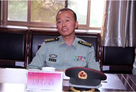 唐春森[中共延安市委常委、延安軍分區司令員]