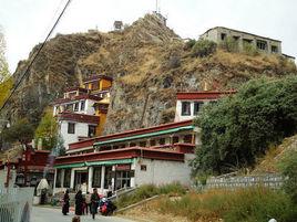魯普岩寺 魯普岩寺