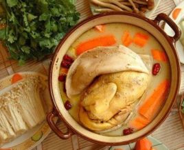 豬肚煲雞 豬肚煲雞