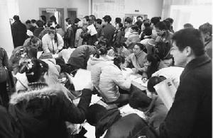 市場經濟條件下，人才流動速度加快