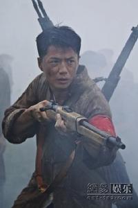 段奕宏飾演杭九楓