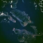 阿多納拉島 阿多納拉島